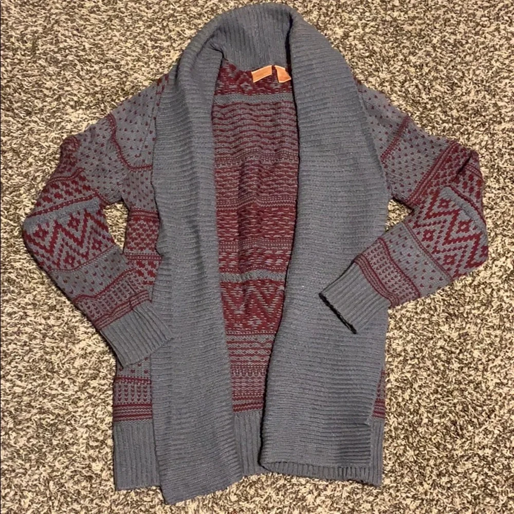 Cardigan - Picture 1 of 2